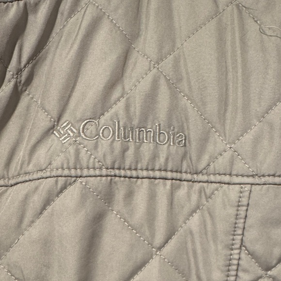 Columbia Cream Fleece-Lined Jacket with Gray Trim - Picture 3 of 5
